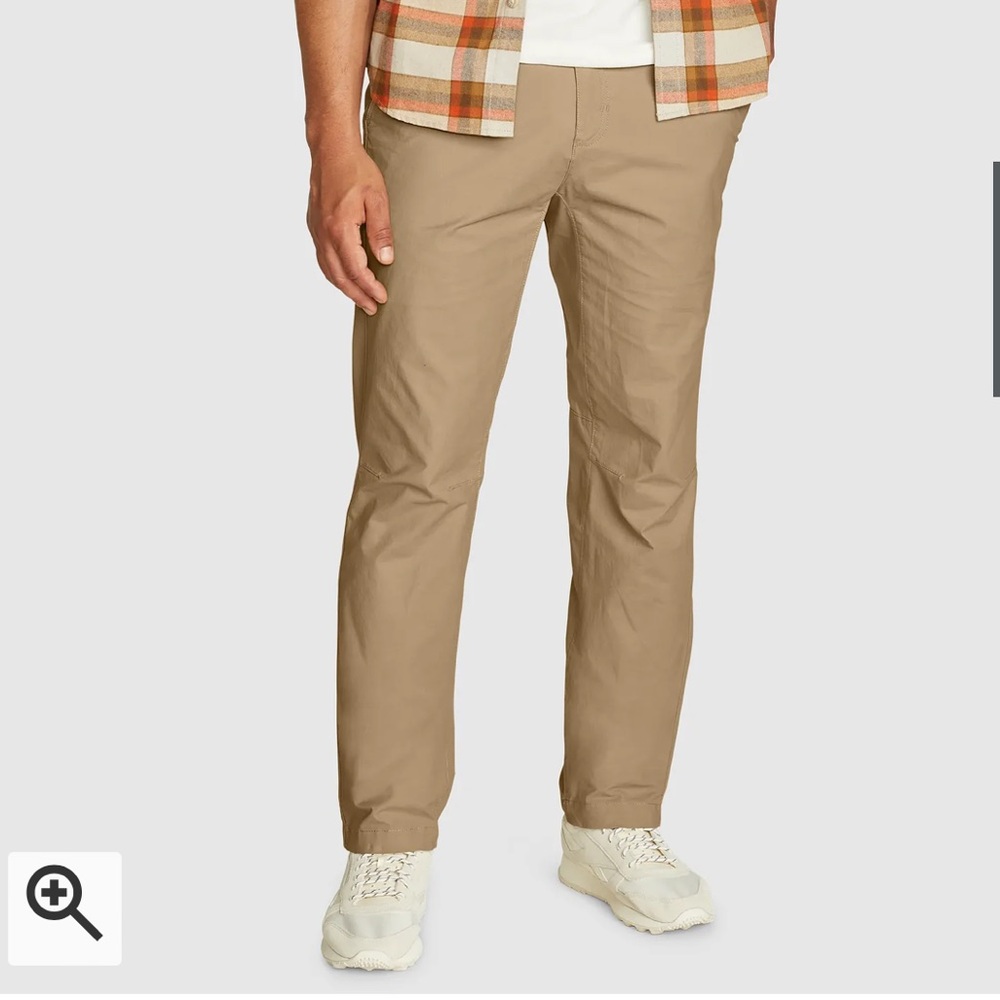 Eddie Bauer Men’s Voyager Flex Chinos - Slim Fit